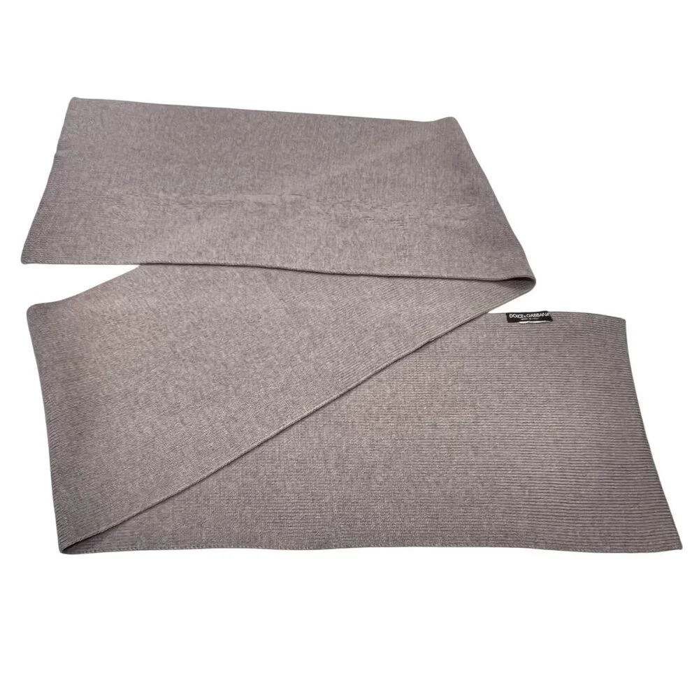 Dolce & Gabbana Gray Knit Scarf Unisex